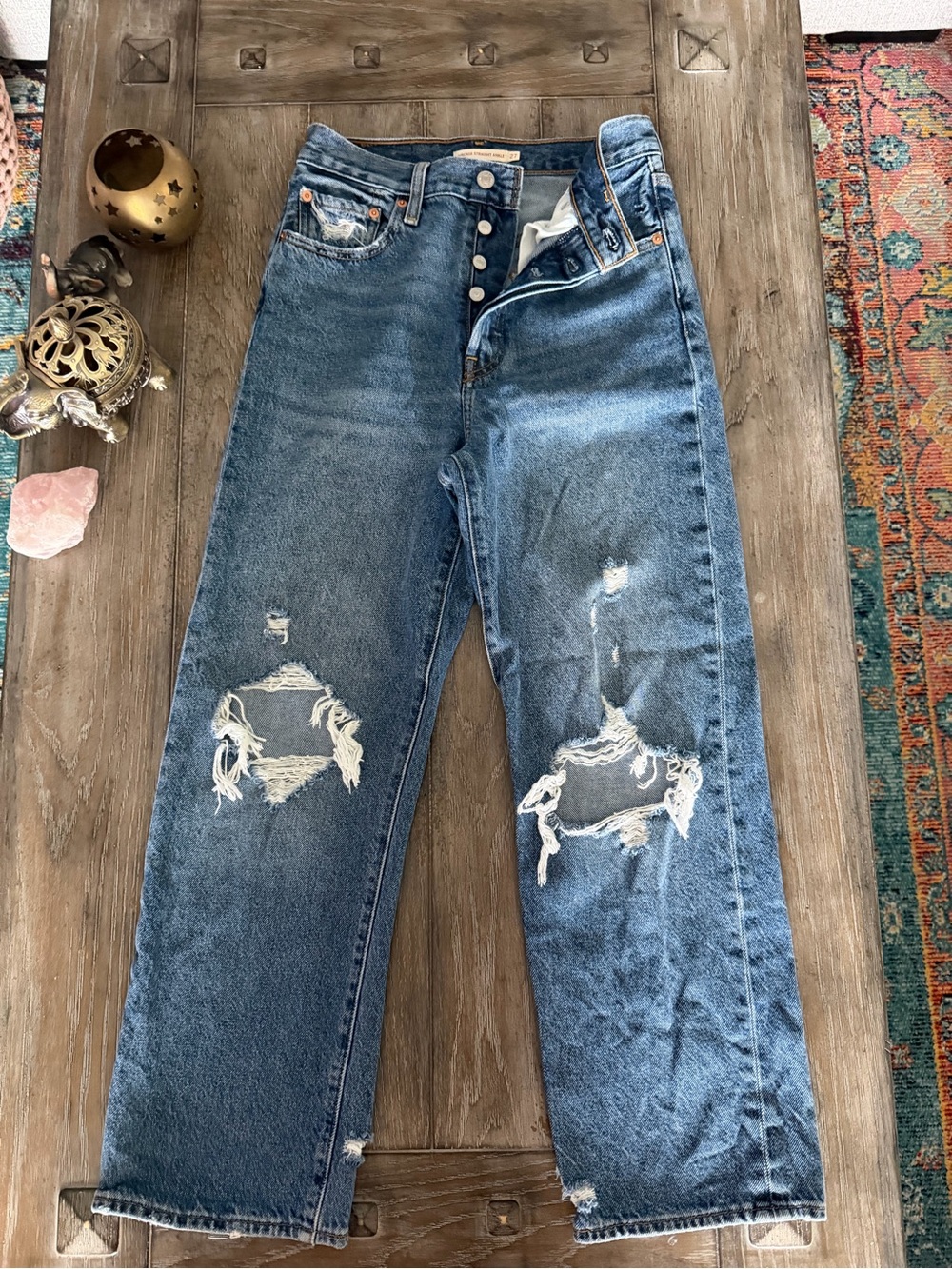 Levi’s Ribcage Distressed Ankle Blue Denim Jeans - Classic Look